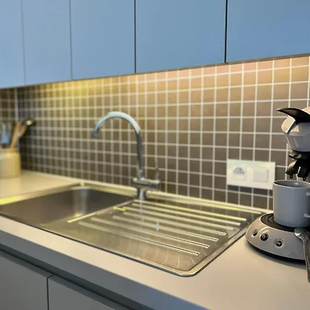 Ribella West 5 Apartment *