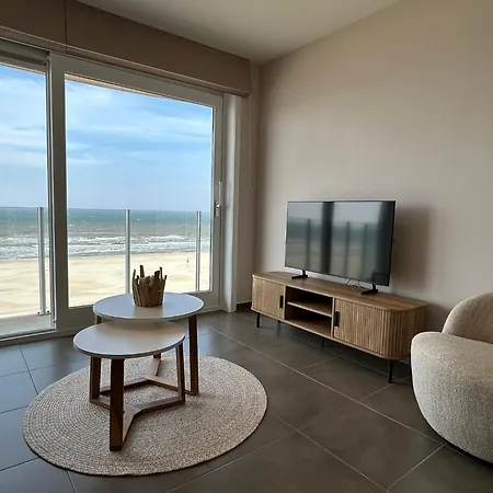 Apartment Ribella West 5 *